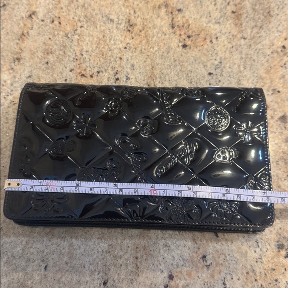 Chanel Monaco Black Patent Leather Wallet - Picture 11 of 16